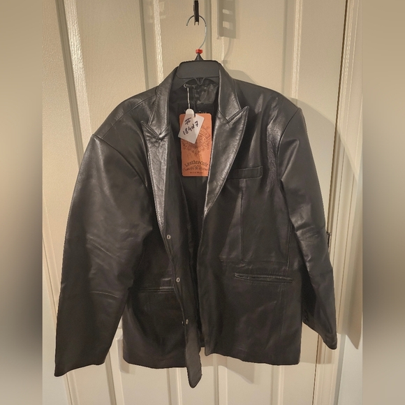 Leather Cult NWT Hand Made Womens Leather Jacket Size 50 - Picture 3 of 9
